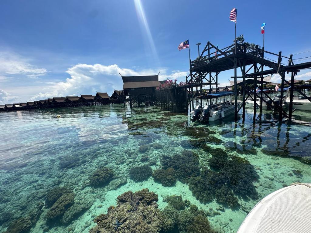 Апартаменты Mabul Backpackers Mabul Island Экстерьер фото