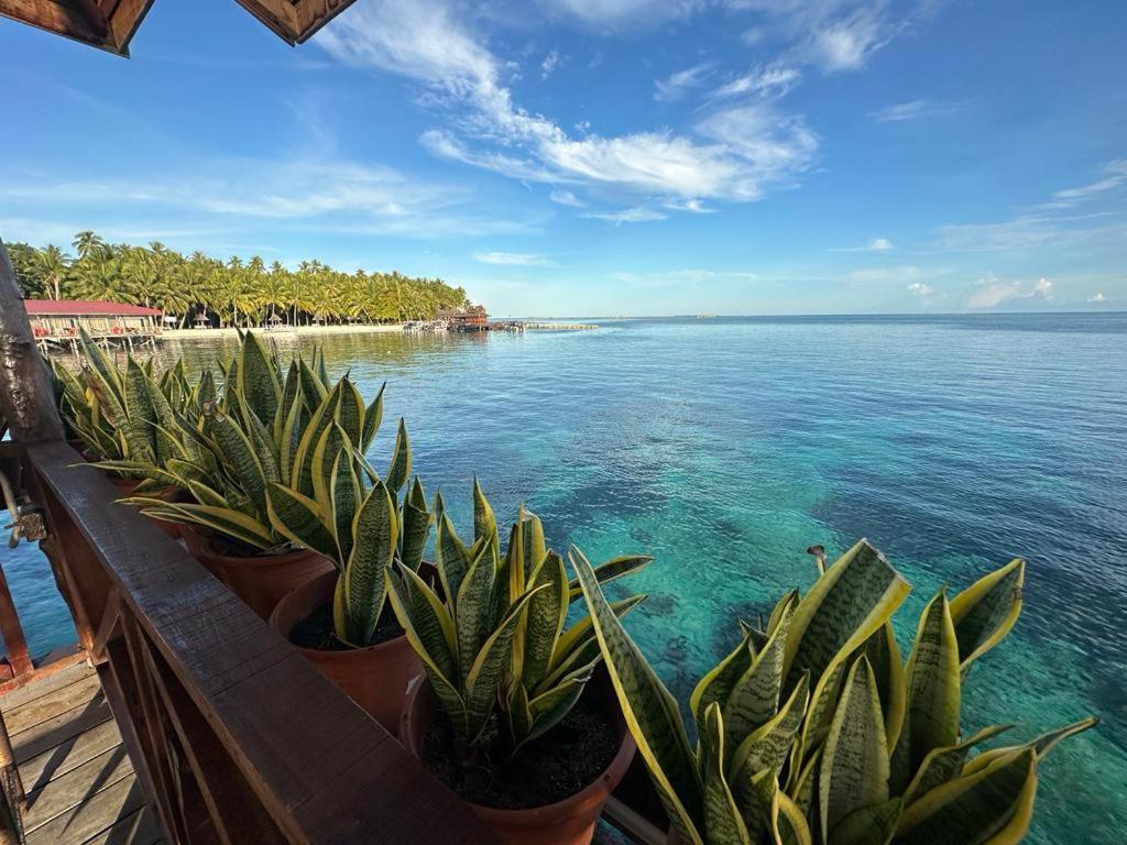 Апартаменты Mabul Backpackers Mabul Island Экстерьер фото